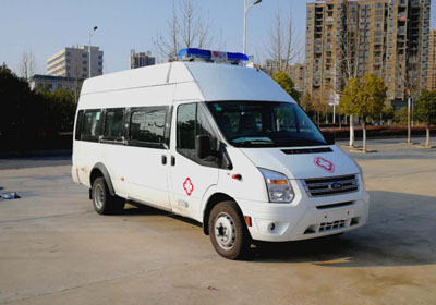 江鈴福特監(jiān)護(hù)型救護(hù)車(chē)