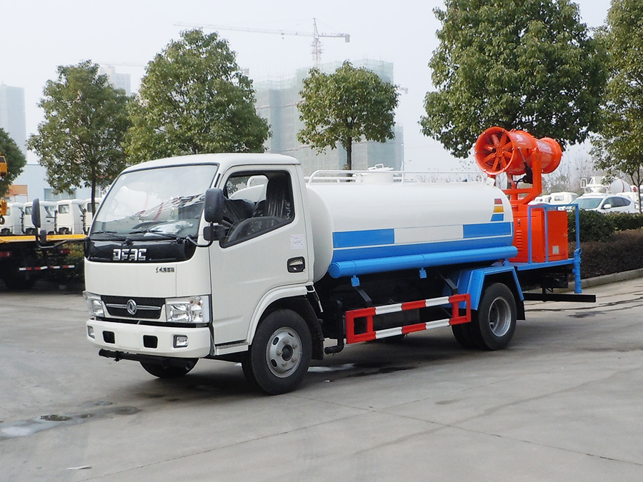 東風凱普特8方綠化噴灑車