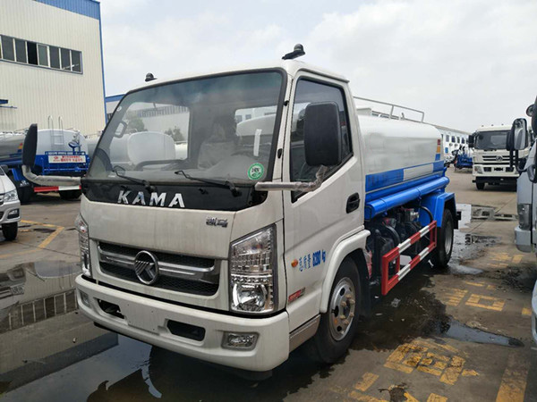 凱馬藍(lán)牌3方灑水車(chē)