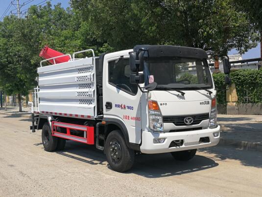 時風(fēng)藍(lán)牌噴霧抑塵車