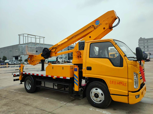 17.5米藍牌高空作業(yè)國六江鈴順達