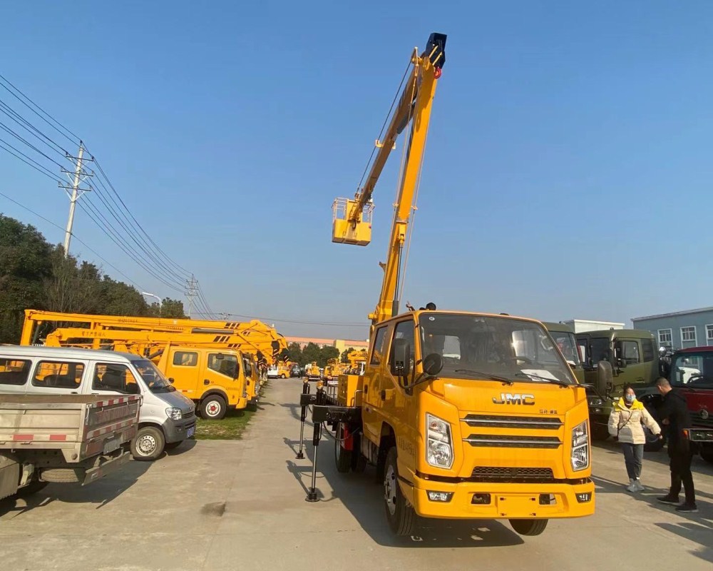  13米藍牌江鈴順達雙排高空作業(yè)車