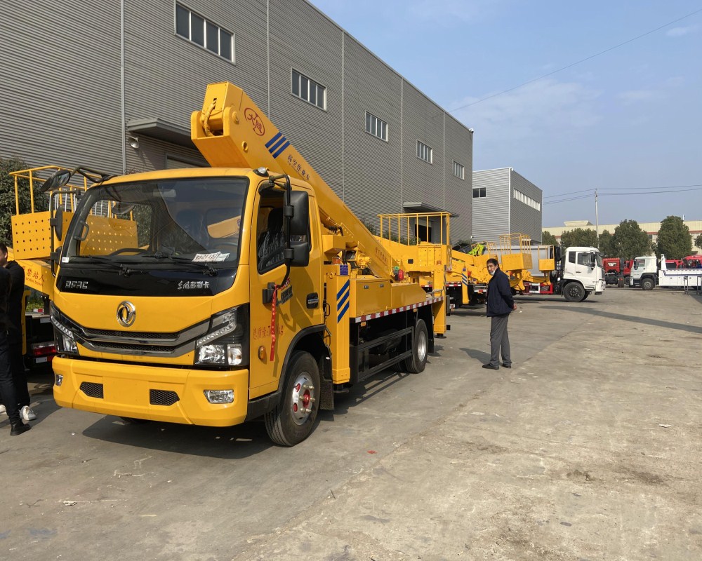 國六東風多利卡25米直臂高空作業(yè)車